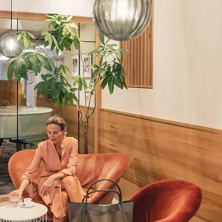 מלון Boutique Zach אינסברוק