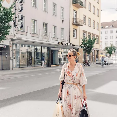 מלון Boutique Zach 3*